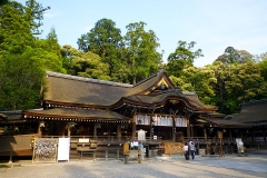 大神神社拝殿